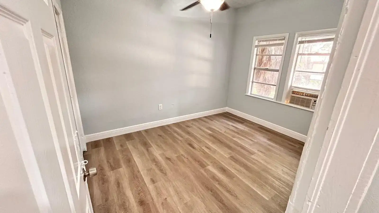1006 S M Street, FL 33460 photo 5