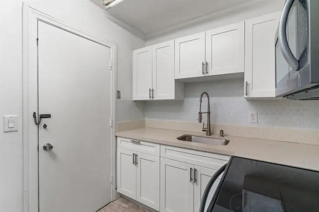 418 S CYPRESS Road # 106, Pompano Beach FL 33060 photo 4