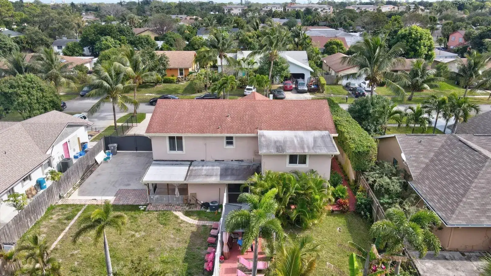 1371 Woodcrest Road W, West Palm Beach FL 33417 photo 3