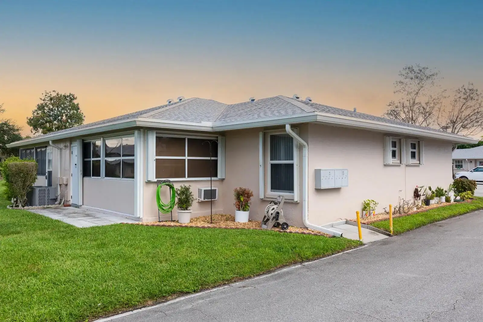389 BENNINGTON Lane # A, Lake Worth FL 33467 photo 4