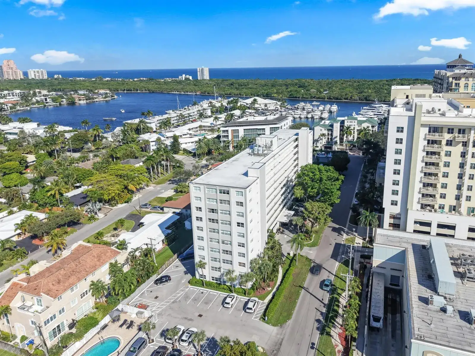 2555 NE 11th Street # 804, Fort Lauderdale FL 33304 photo 2