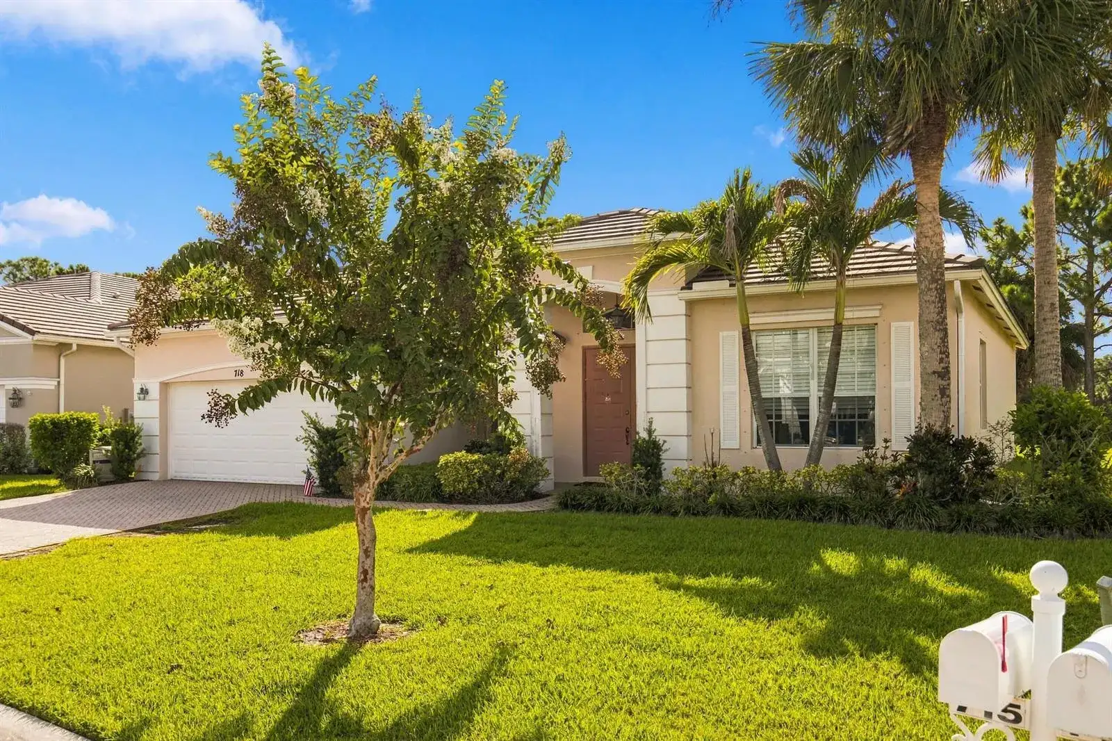 718 SW MYAKKA RIVER, Port St. Lucie FL 34986 photo 2