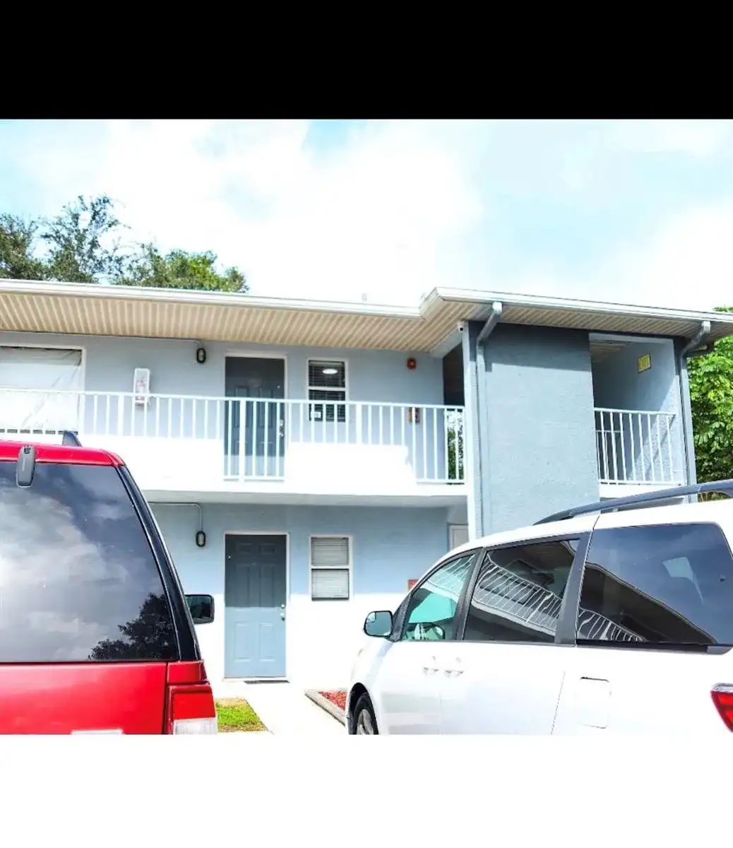605 Ixoria Avenue Unit 21, Fort Pierce FL 34982