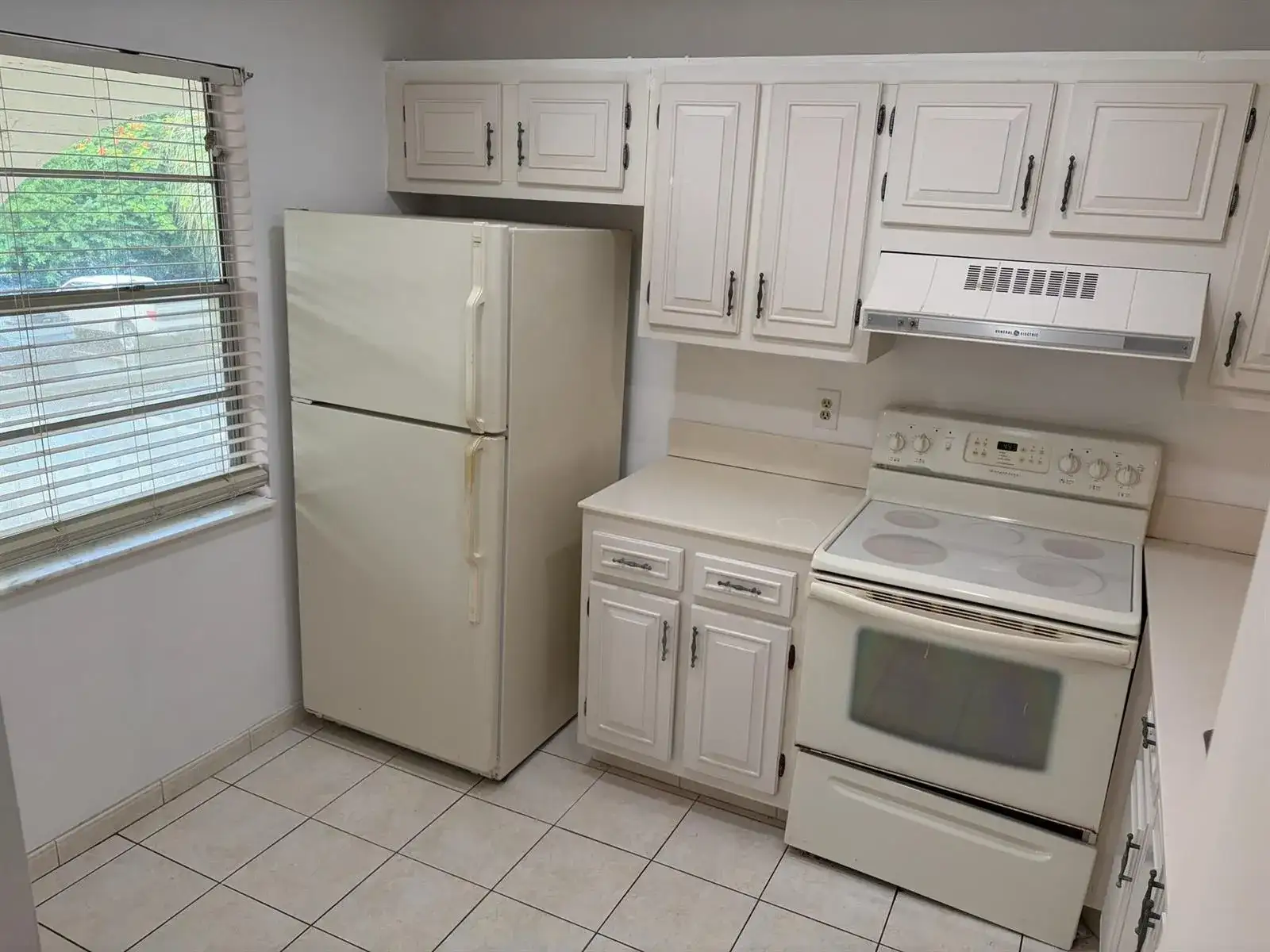 2614 NASSAU # F2, Coconut Creek FL 33066 photo 3