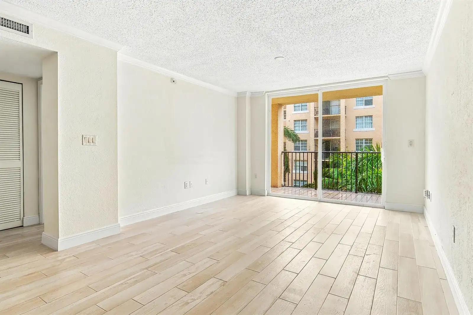 1801 N Flagler Drive # 603, West Palm Beach FL 33407 photo 2