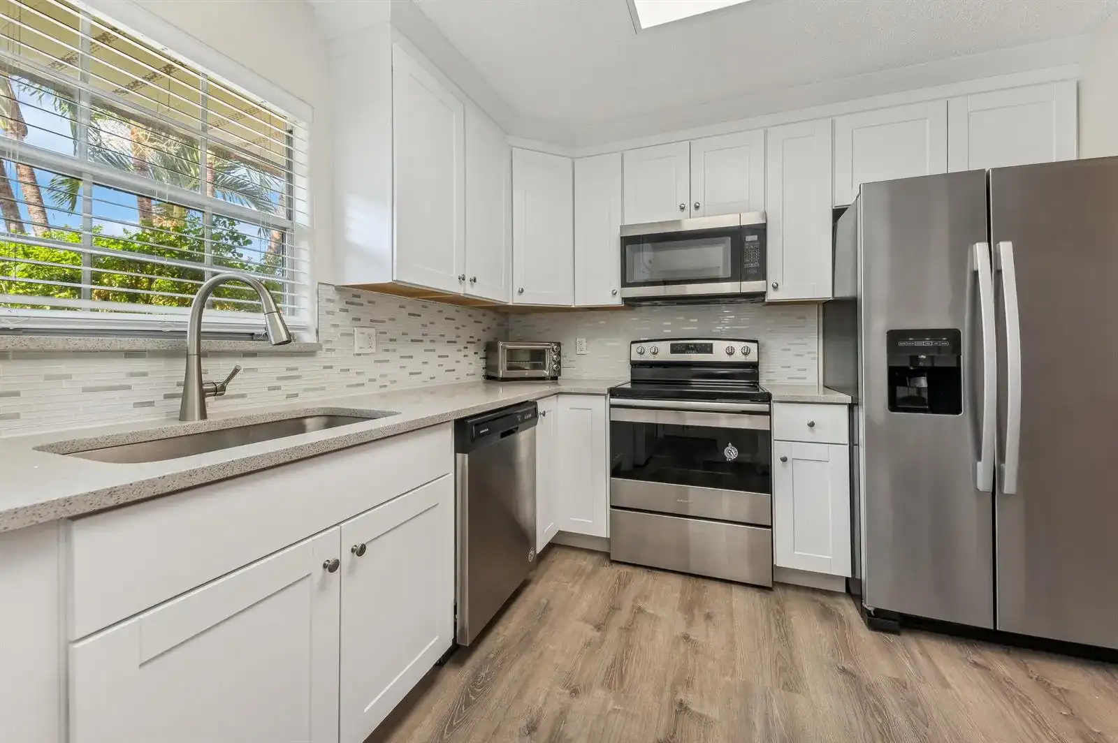 118 Amherst Lane, Lake Worth FL 33467