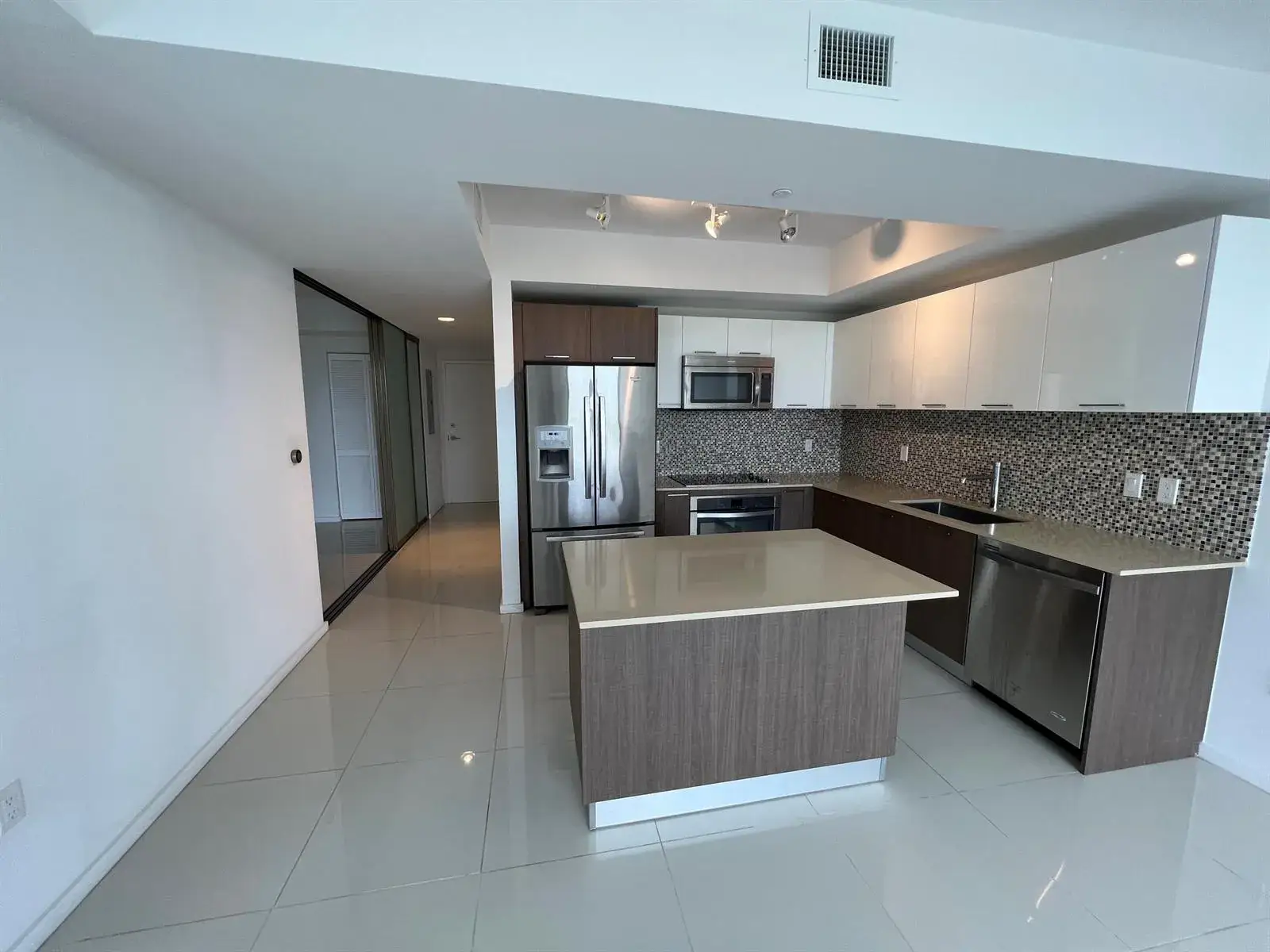 5300 PASEO Boulevard # 708, Doral FL 33166