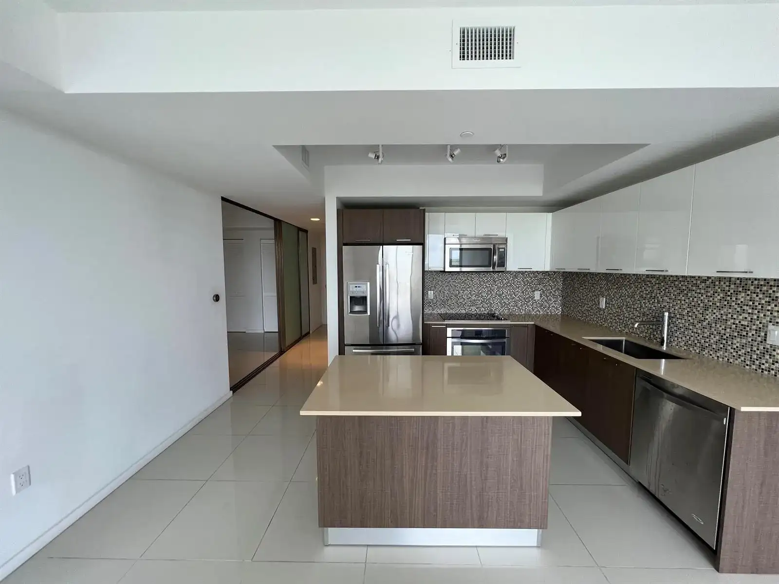 5300 PASEO Boulevard # 708, Doral FL 33166 photo 5
