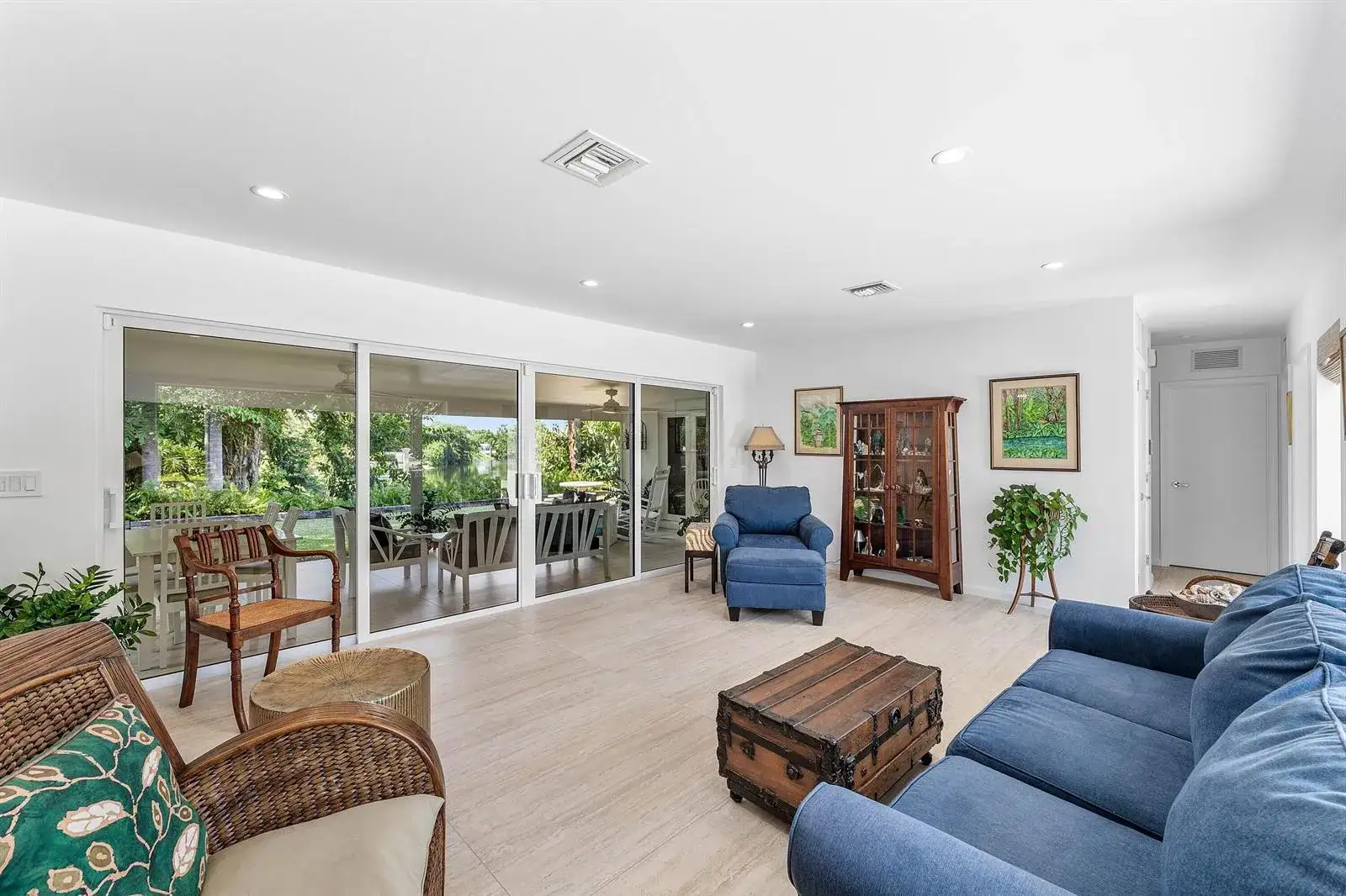 545 NW 7th Street, Boca Raton FL 33432 photo 4