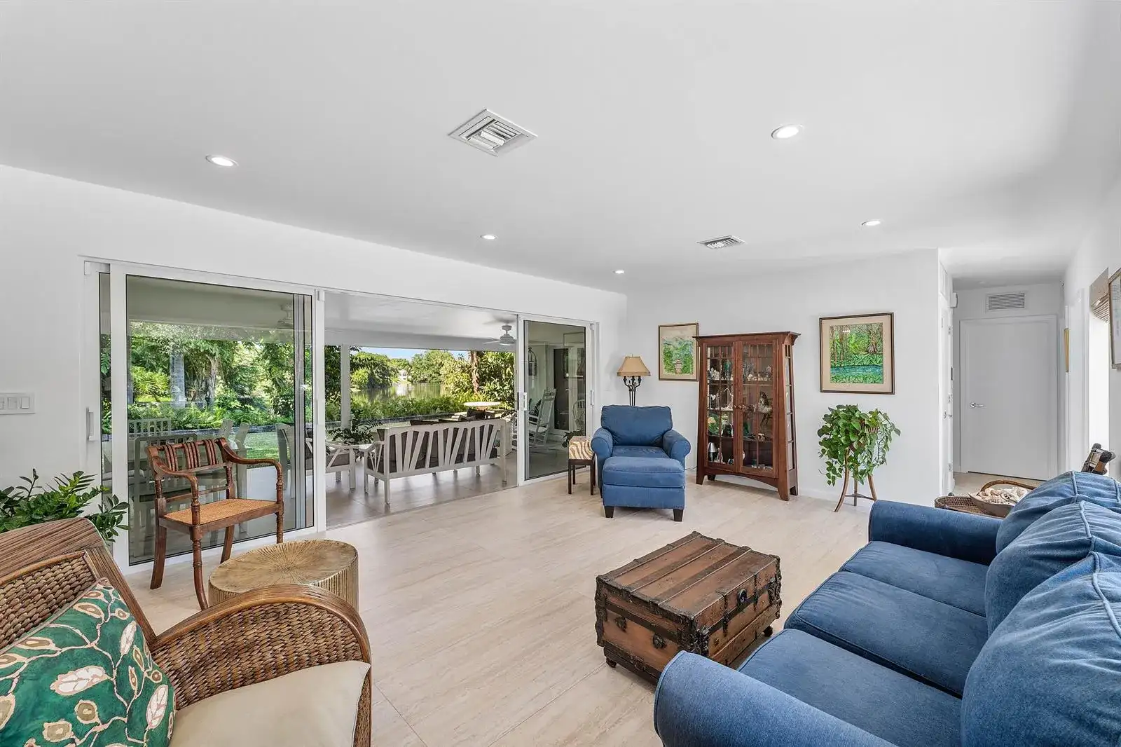 545 NW 7th Street, Boca Raton FL 33432 photo 5