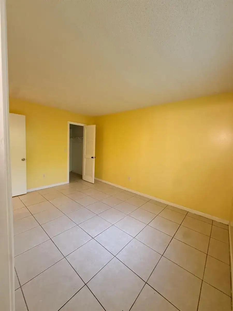 1741 3rd Avenue N, FL 33460 photo 4