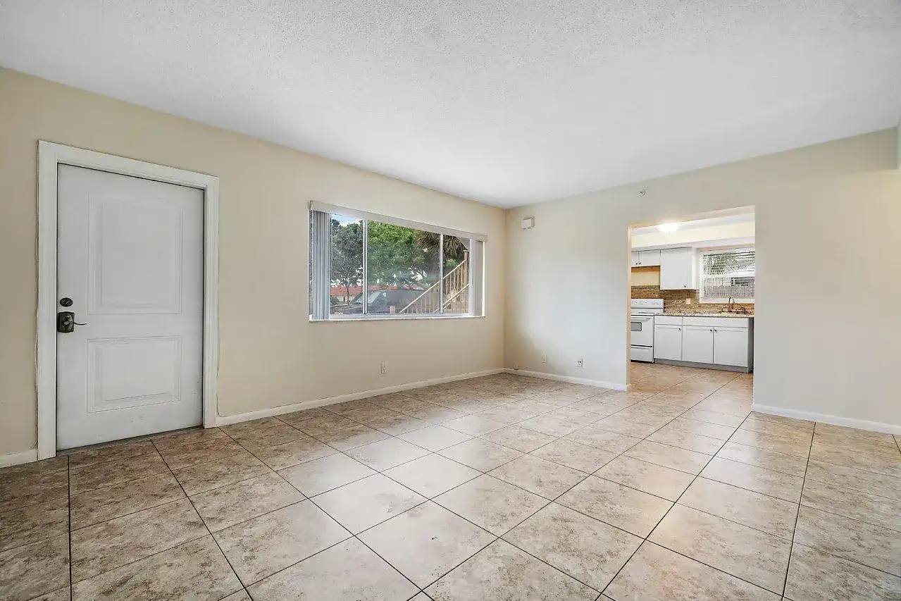 701 NE 7TH Avenue # 4, Delray Beach FL 33483 photo 5