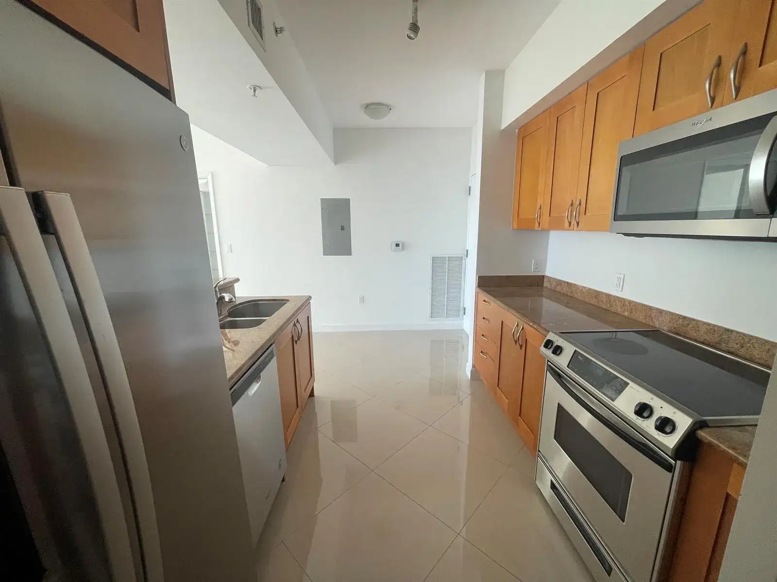 1755 E HALLANDALE BEACH Boulevard # 1005E, Hallandale Beach FL 33009 photo 5