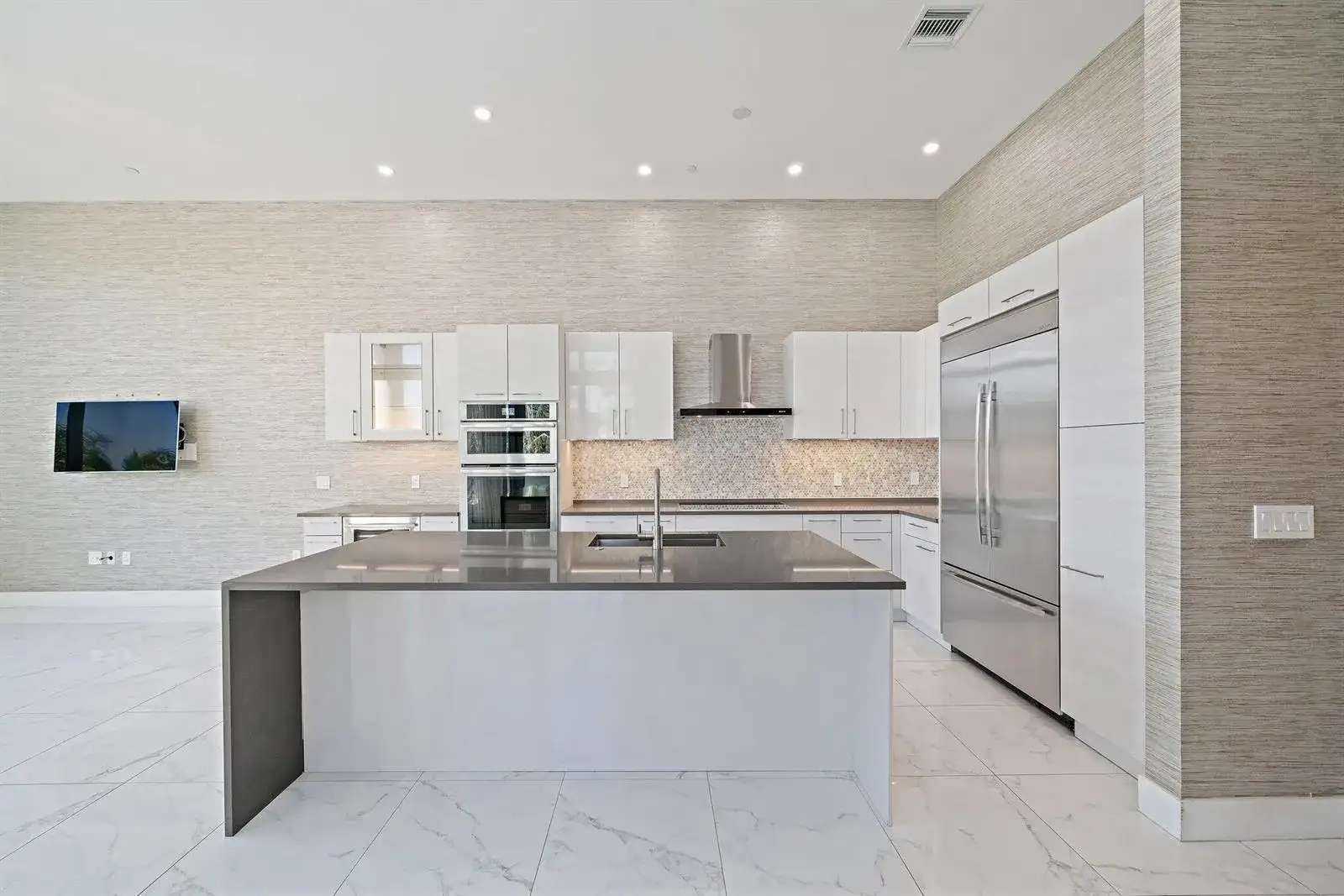 1 Water Club Way # 301, North Palm Beach FL 33408 photo 4