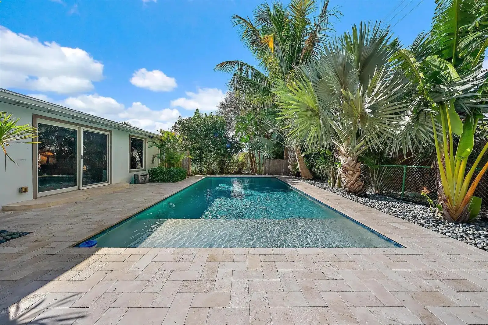 253 Costello Road, West Palm Beach FL 33405 photo 3