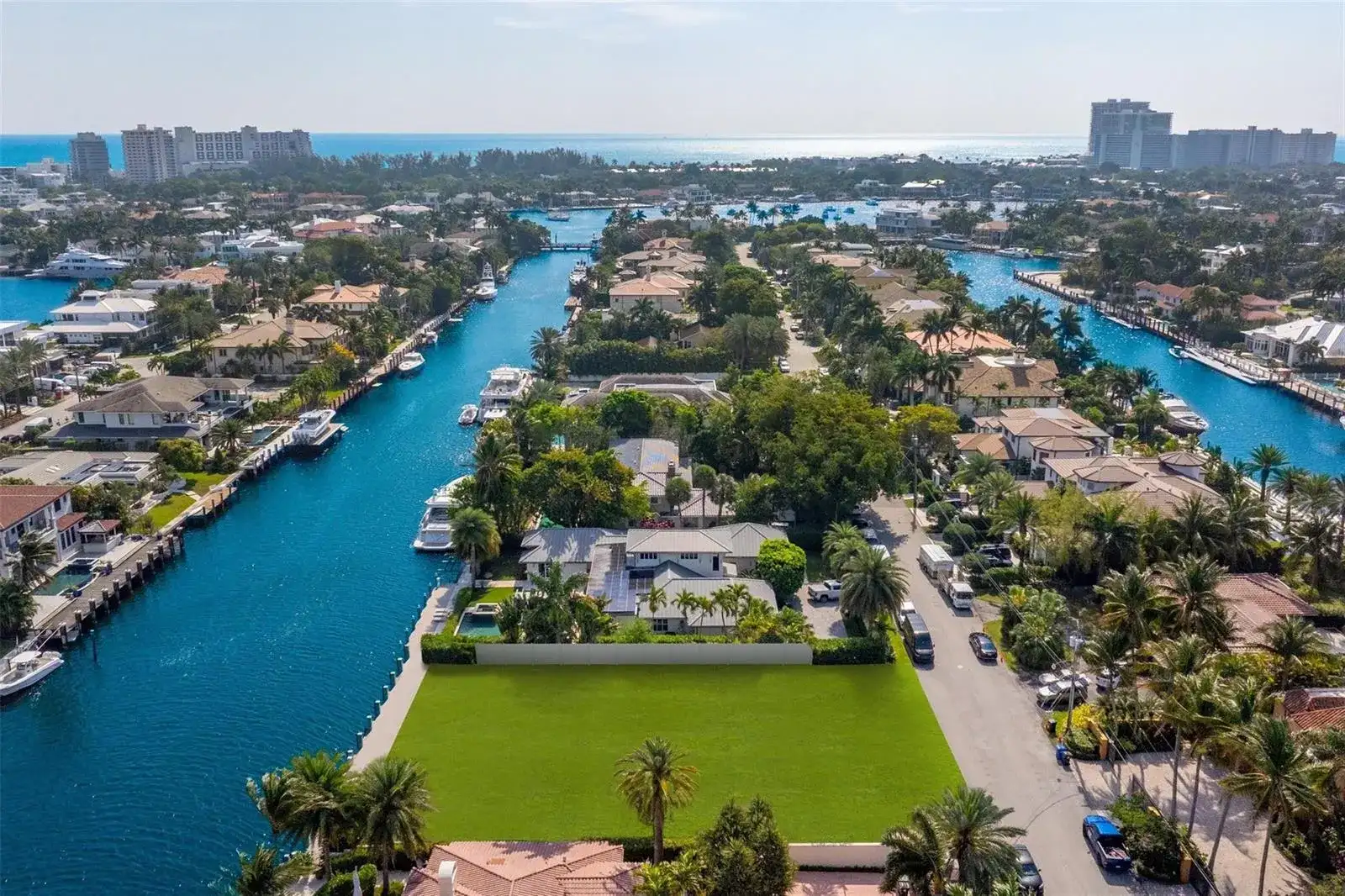 2455 DEL LAGO Drive, Fort Lauderdale FL 33316 photo 3