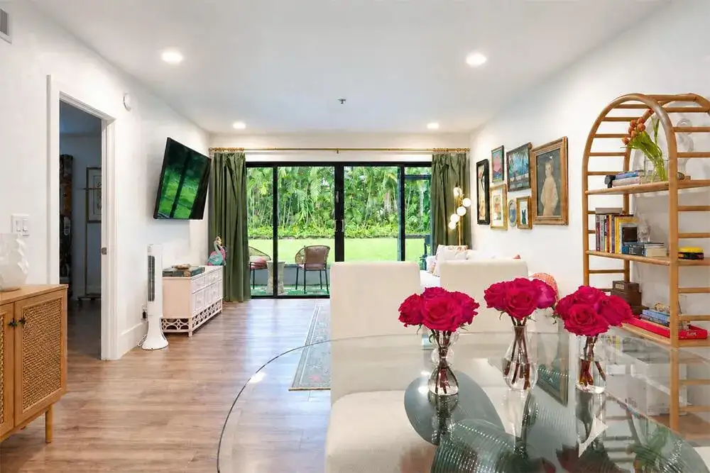 3000 Presidential Way Apt 106, West Palm Beach FL 33401 photo 4