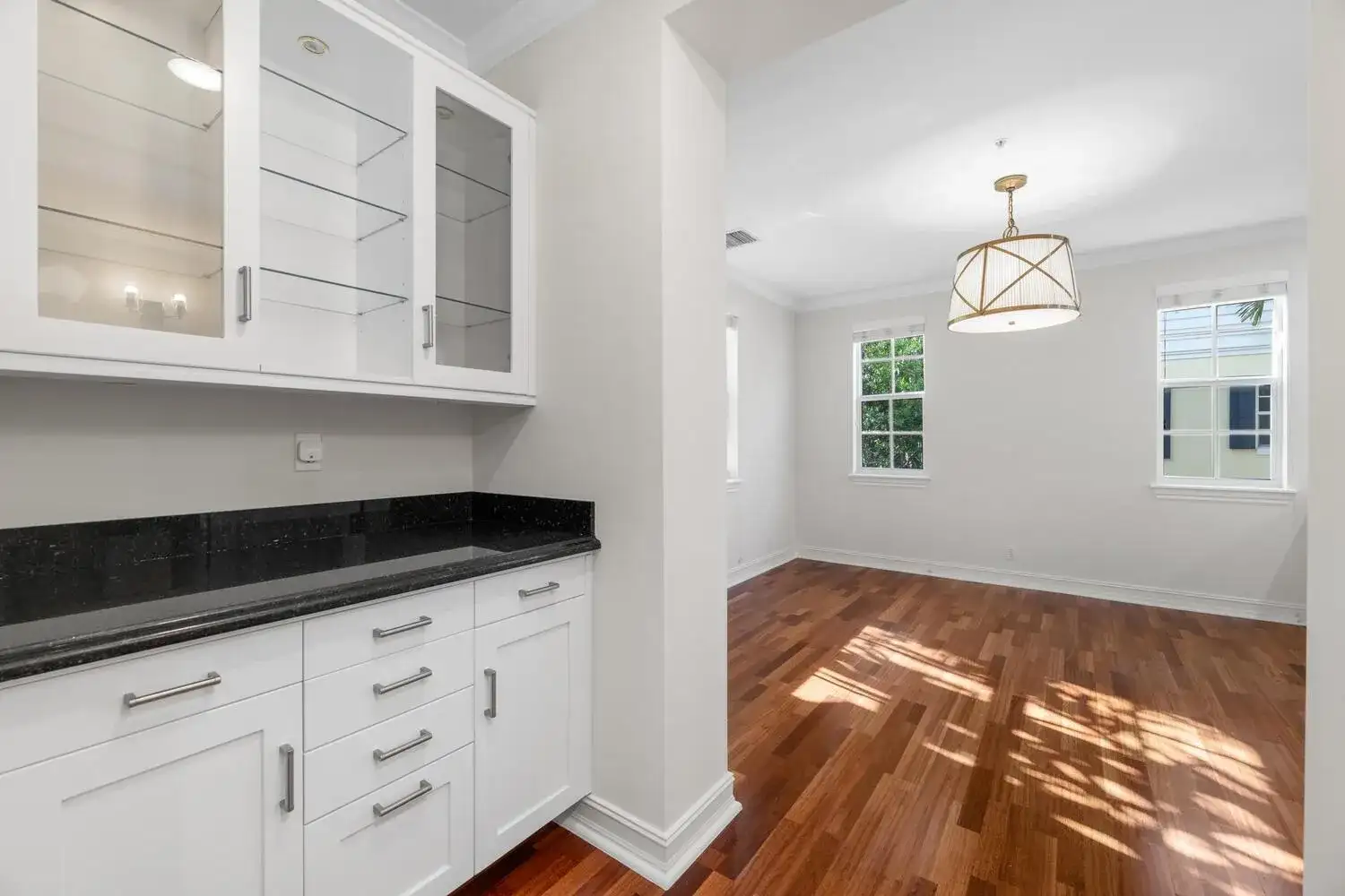 310 Tuxedo Lane, West Palm Beach FL 33401 photo 5