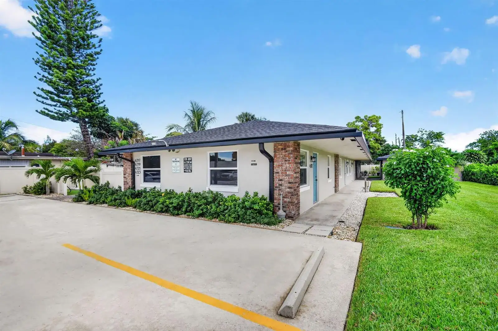 4317 Vermont Avenue, Lake Worth FL 33461 photo 2