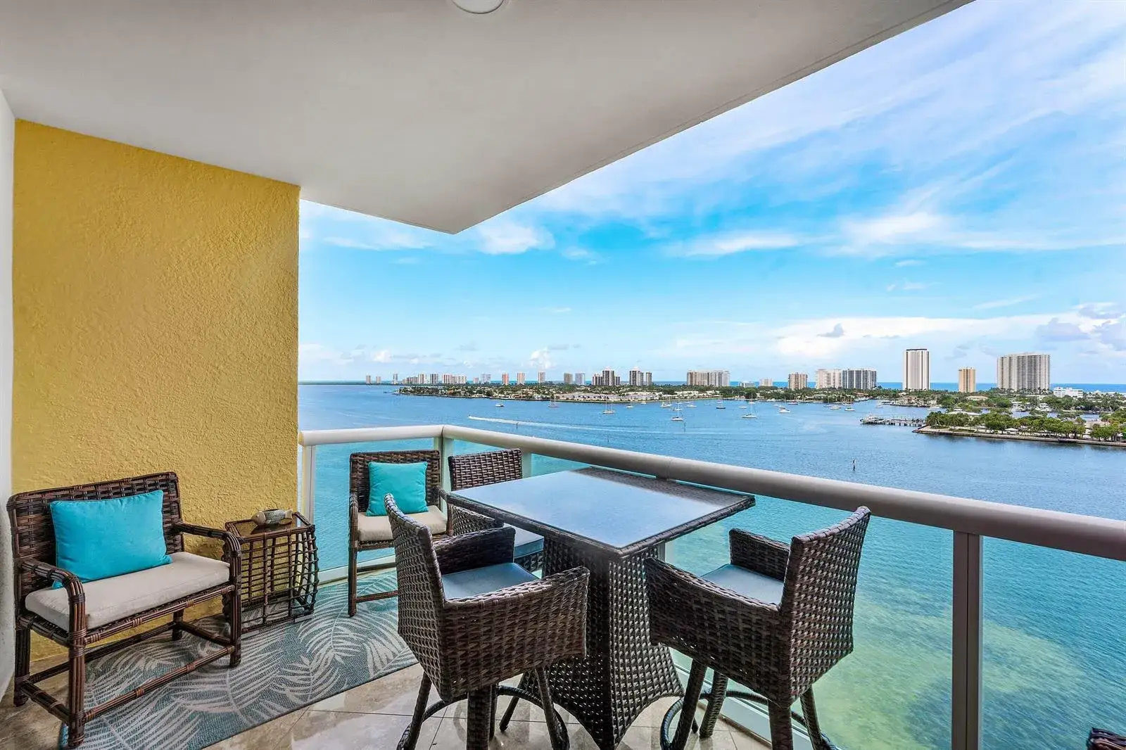 2640 Lake Shore Drive # 1210, Riviera Beach FL 33404