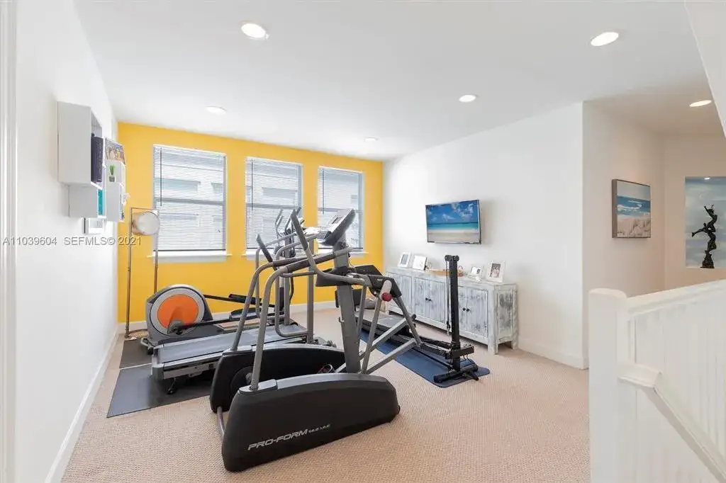 213 SW 11TH Street # 213, Fort Lauderdale FL 33315 photo 5