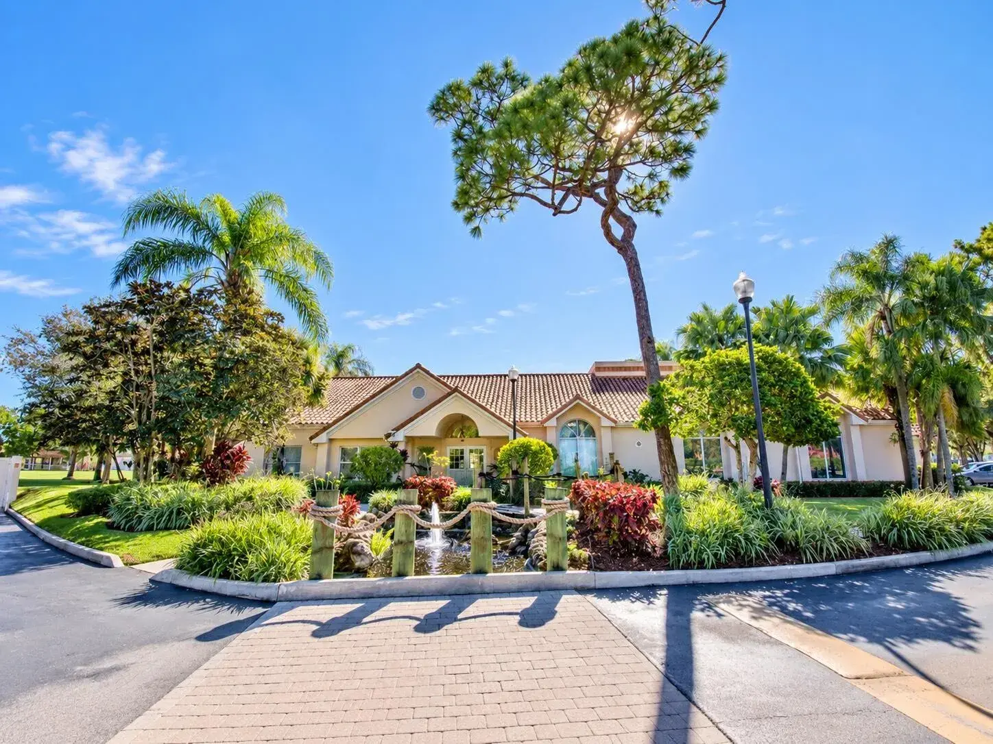 3330 PINEWALK Drive N # 1616, Margate FL 33063