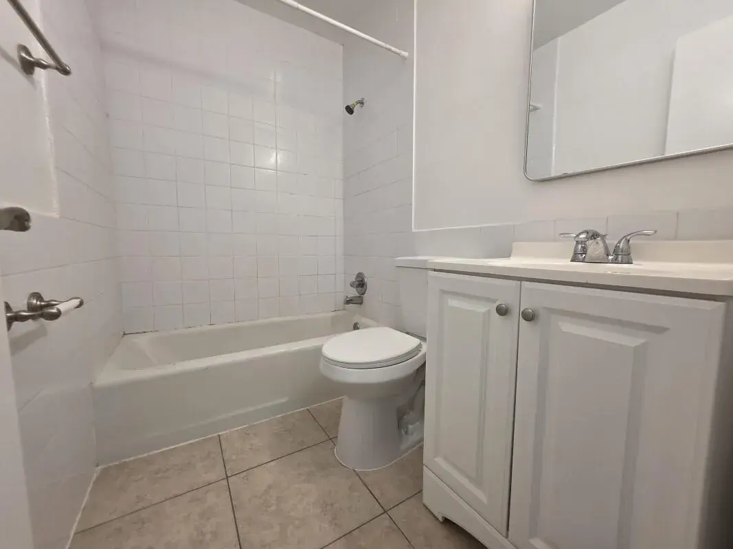 75 SW 10th Street # 202, Fort Lauderdale FL 33315
