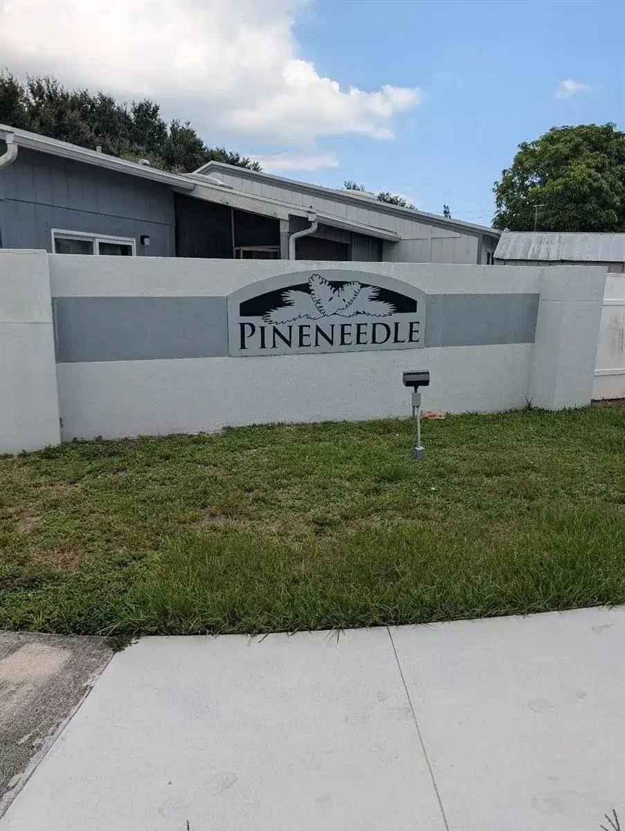 3848 Parkside Circle, Palm Springs FL 33461 photo 2