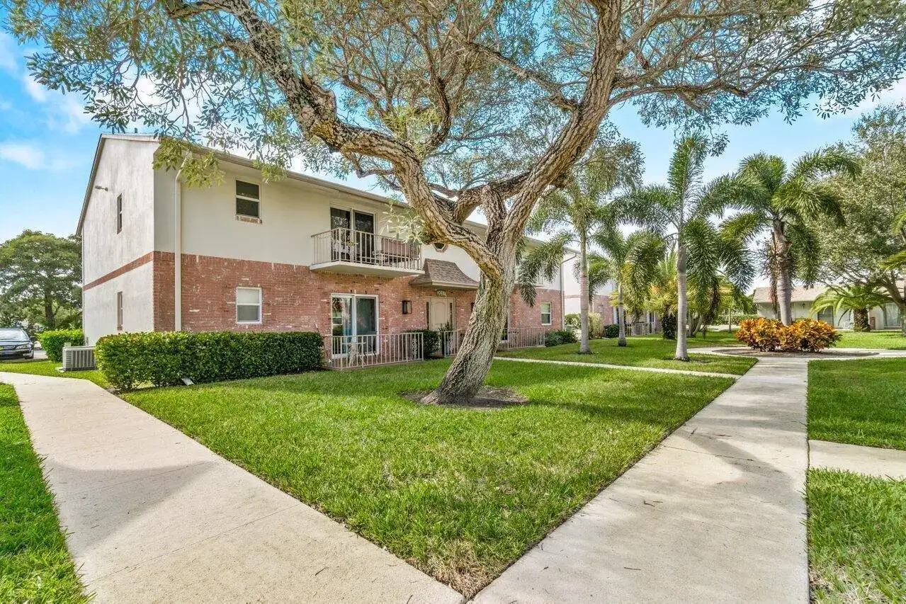 2037 S Seacrest Boulevard # B, Boynton Beach FL 33435 photo 5