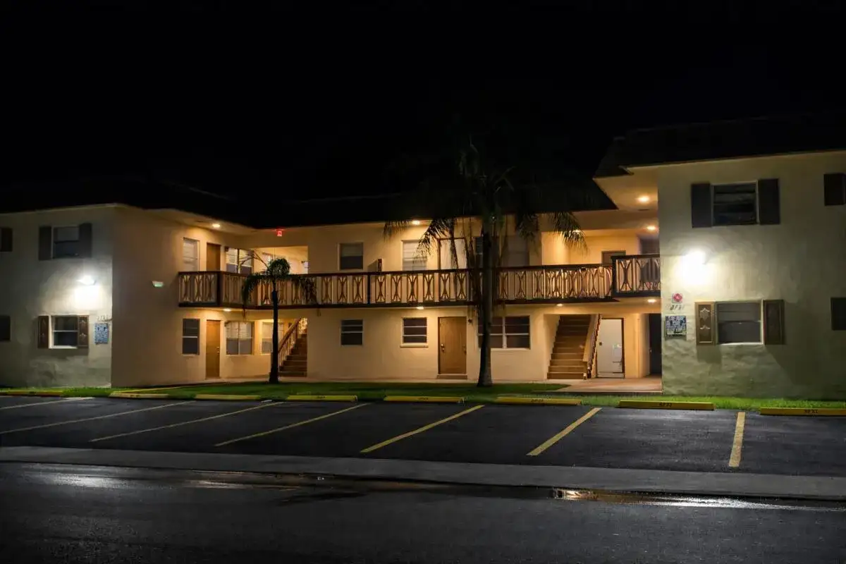 3721 SW 59th Terrace # 5, Davie FL 33314 photo 2