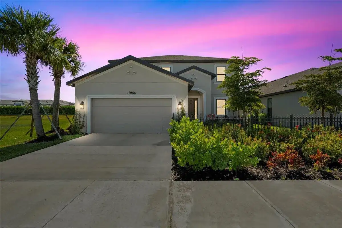 11966 SW MACELLI Way, Port St. Lucie FL 34987 photo 2