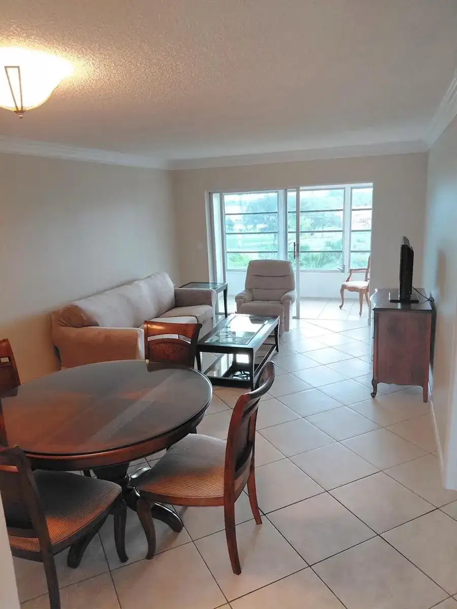2901 NW 46th Avenue # 405, Lauderdale Lakes FL 33313 photo 4
