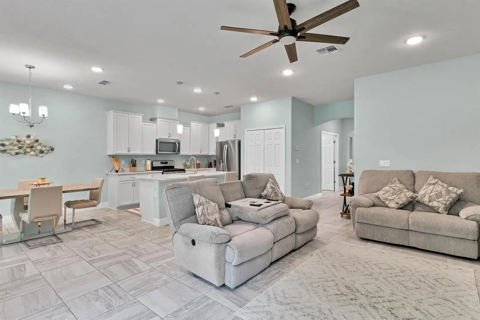 5950 WILD OLIVE Way, Vero Beach FL 32966 photo 4