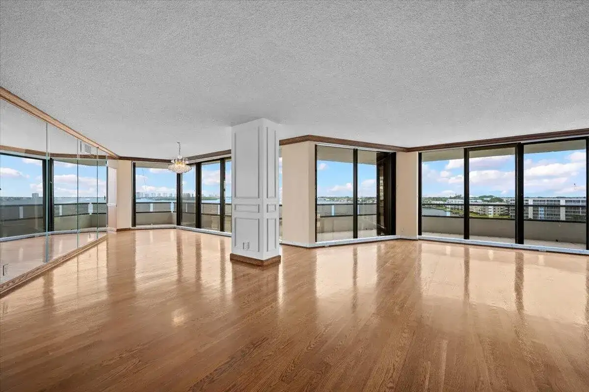 100 Lakeshore Drive # 558, North Palm Beach FL 33408 photo 2
