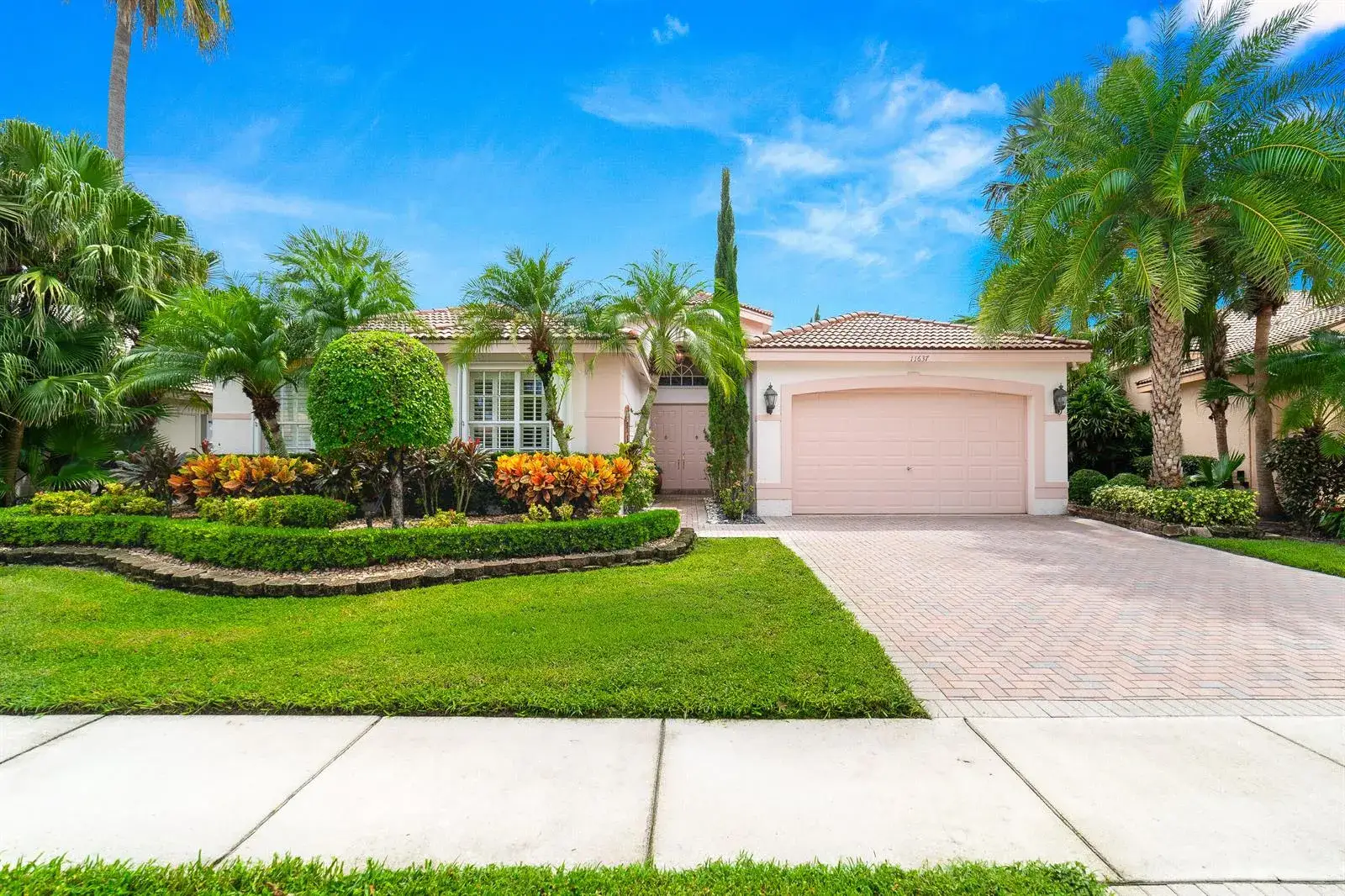 11637 Pamplona Boulevard, Boynton Beach FL 33437