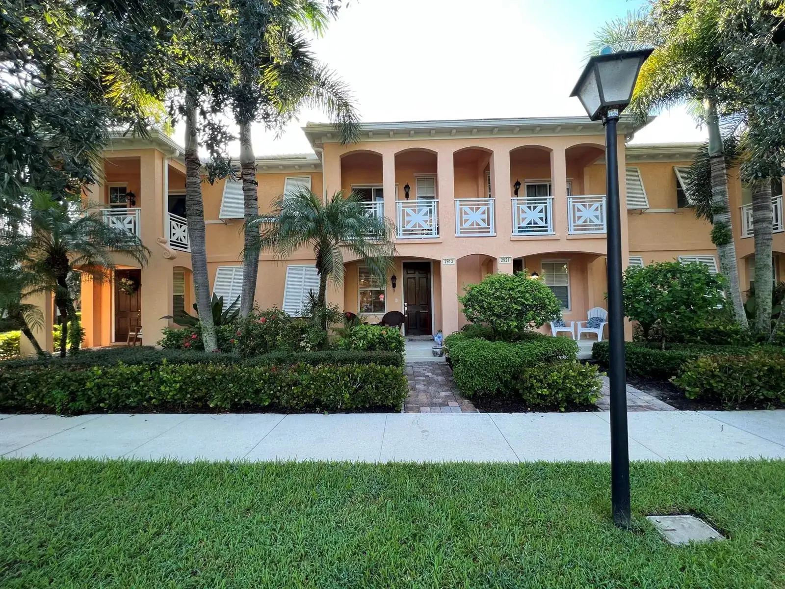 2913 E Community Drive, Jupiter FL 33458