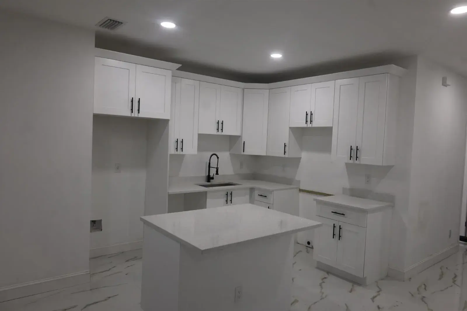 1021 CHAPLIN Avenue, Lehigh Acres FL 33971