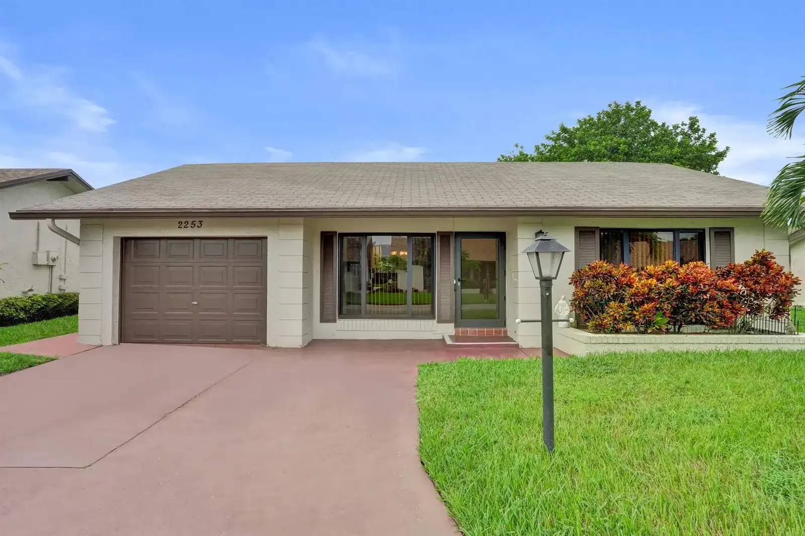 2253 SW 17TH Drive, Deerfield Beach FL 33442