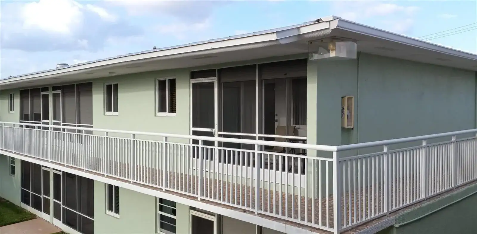 2100 NE 38th Street # 218, Lighthouse Point FL 33064 photo 2