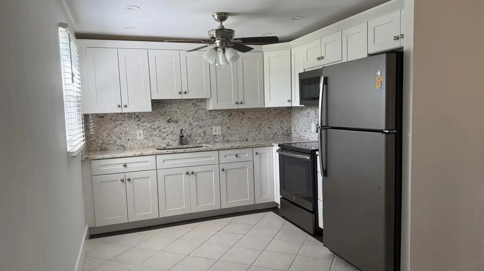 1034 Farnham O # 1034, Deerfield Beach FL 33442 photo 2