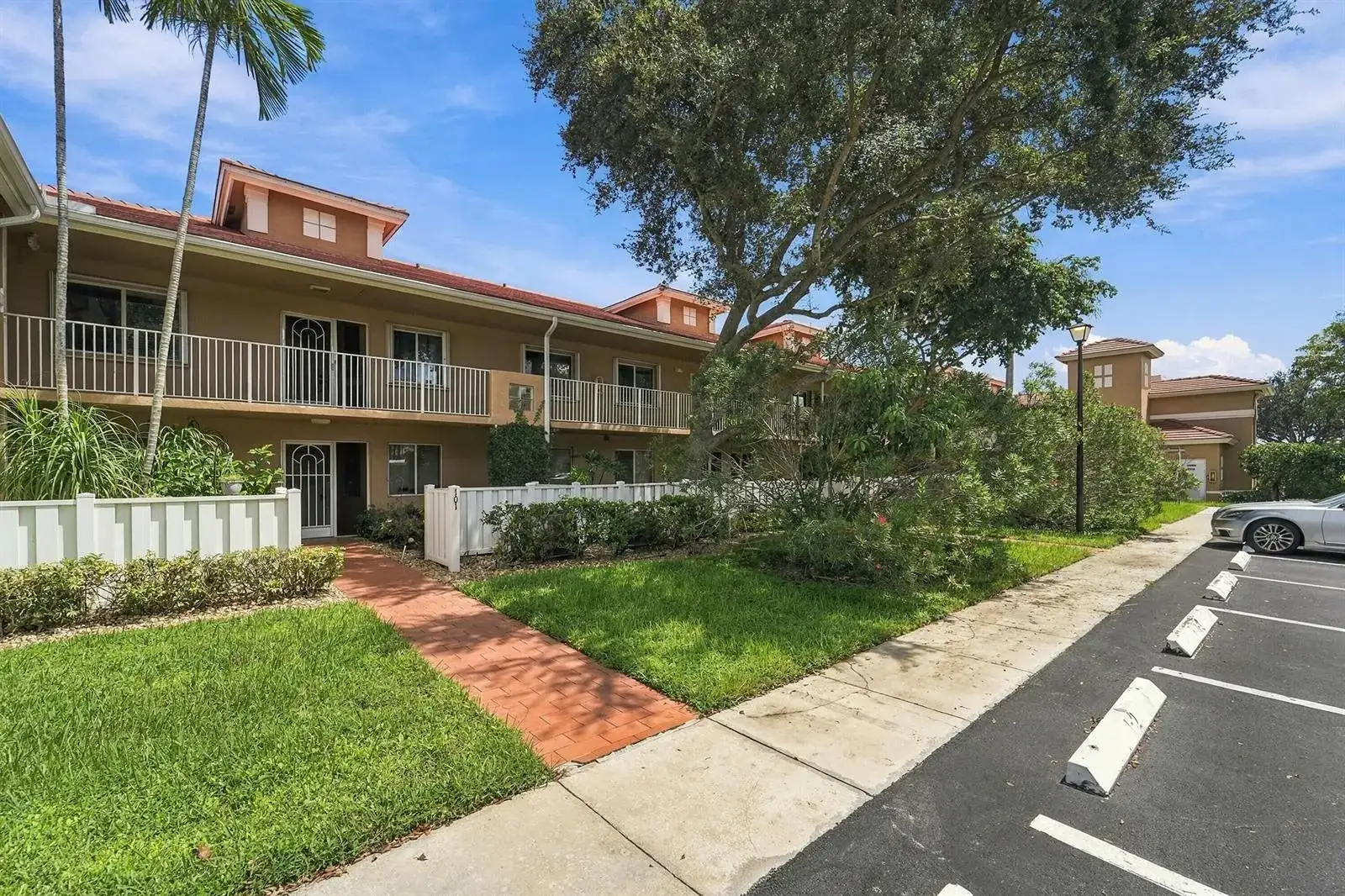 5876 REGAL GLEN Drive # 201, Boynton Beach FL 33437 photo 3
