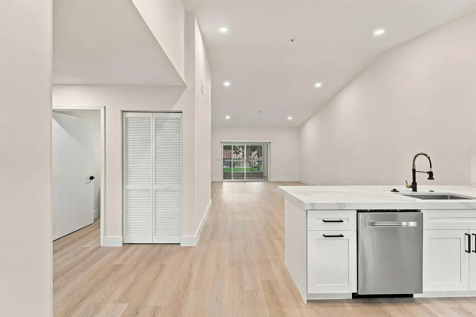 5876 REGAL GLEN Drive # 201, Boynton Beach FL 33437 photo 5