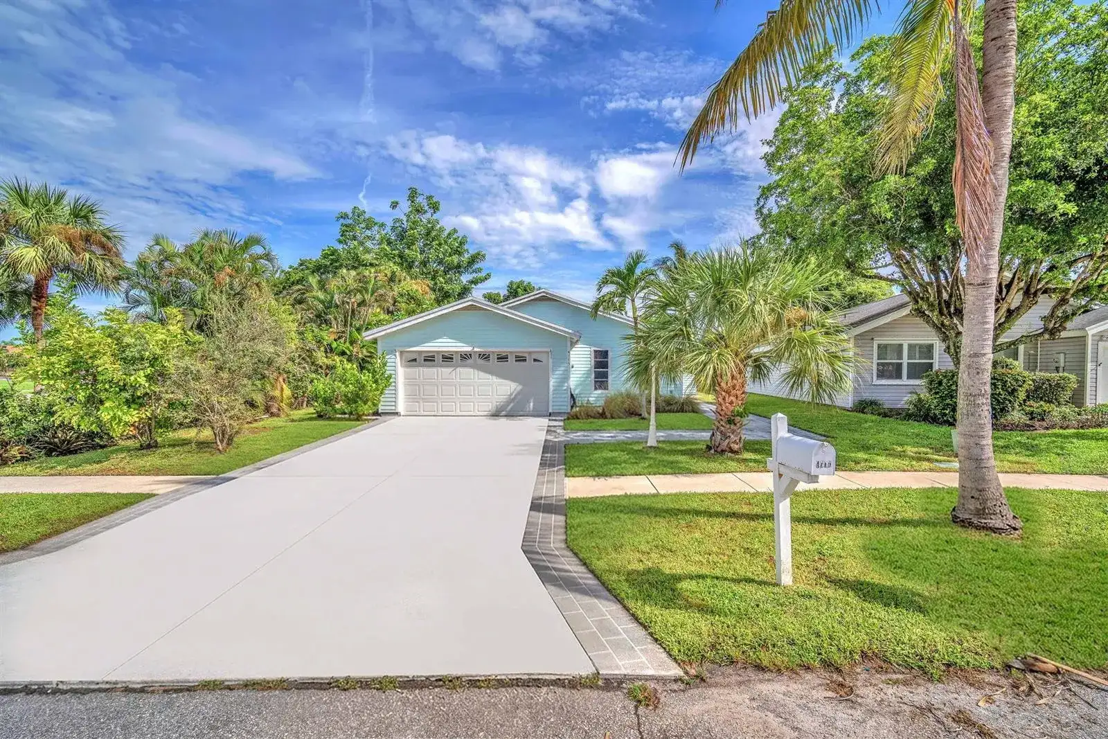 4775 BROOK Drive, West Palm Beach FL 33417 photo 2