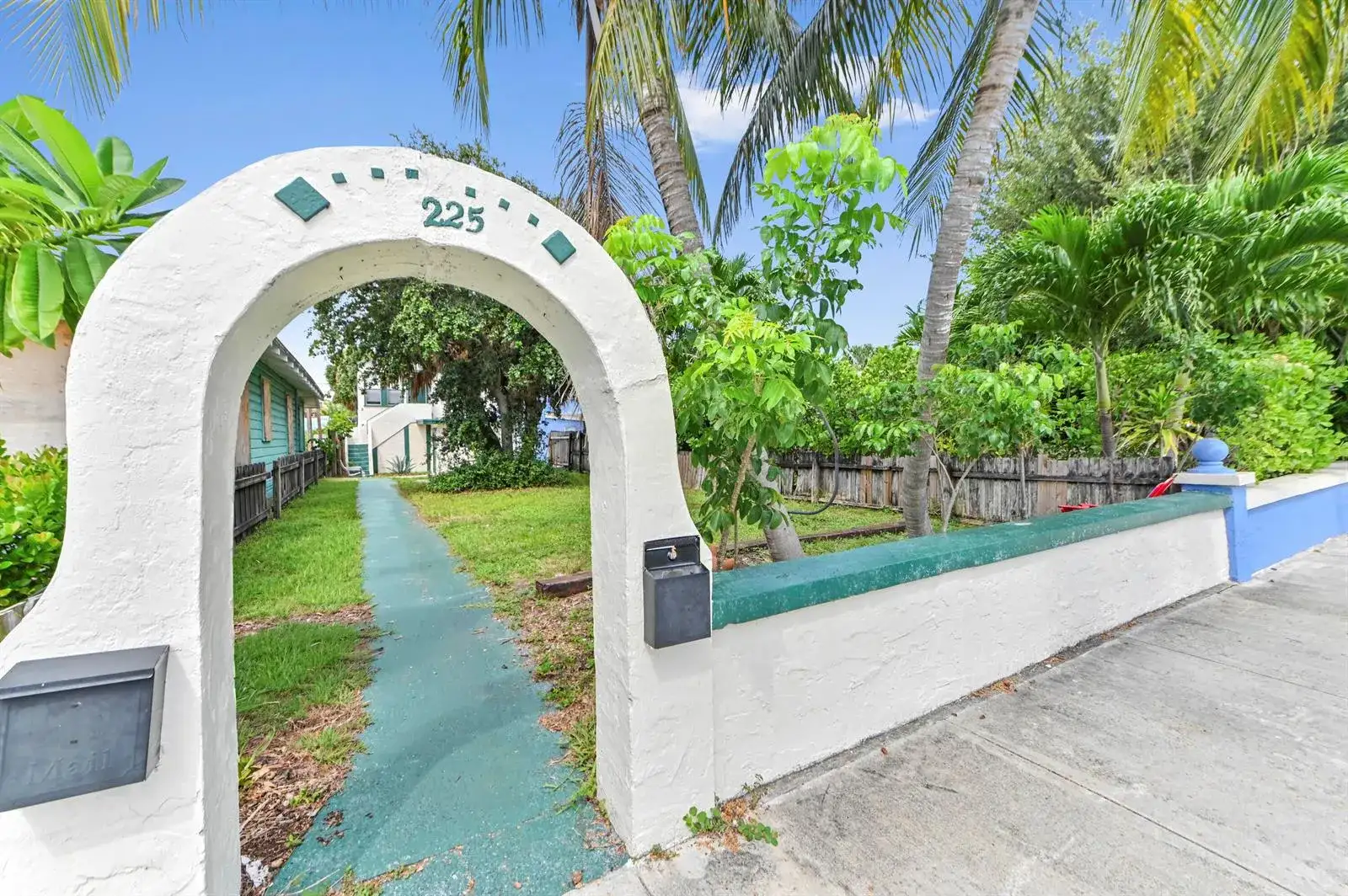 225 N M Street # 1, FL 33460 photo 2