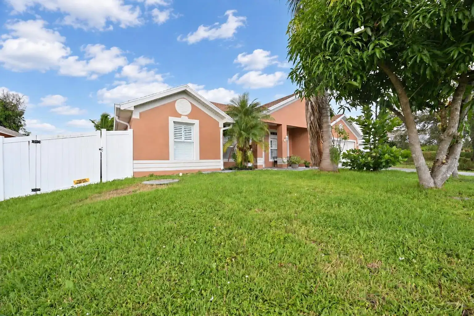 1392 SE ODONNELL Lane, Port St. Lucie FL 34983 photo 3
