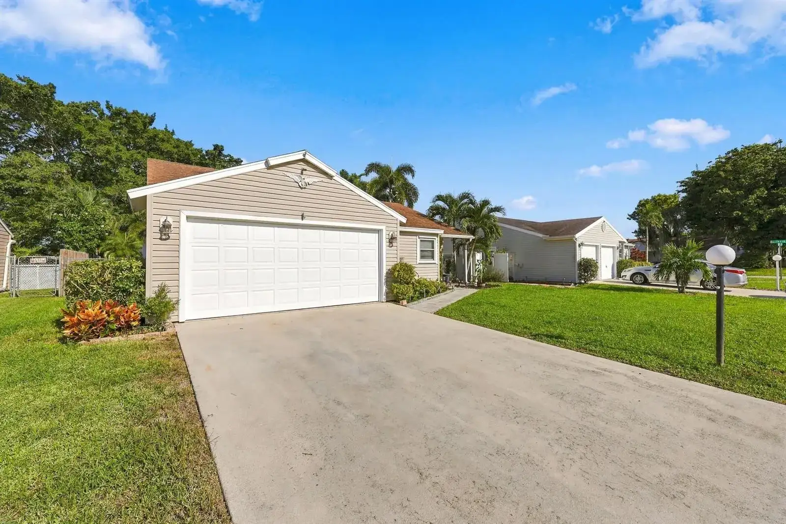 5215 W Canal Circle, Lake Worth FL 33467 photo 5