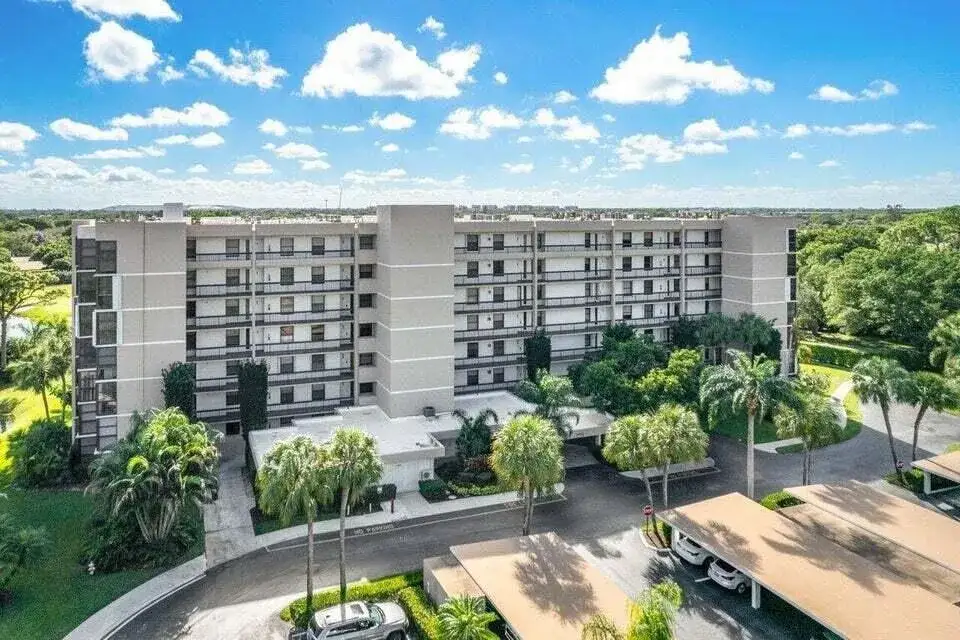 6562 BOCA DEL MAR Drive # 526, Boca Raton FL 33433