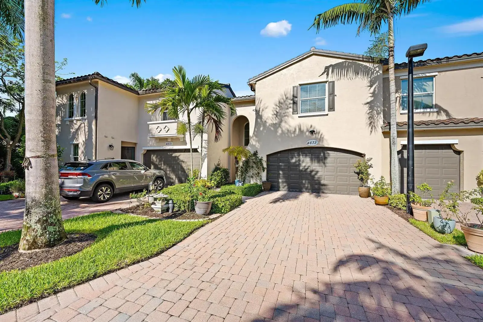 4673 MEDITERRANEAN Circle, Palm Beach Gardens FL 33418