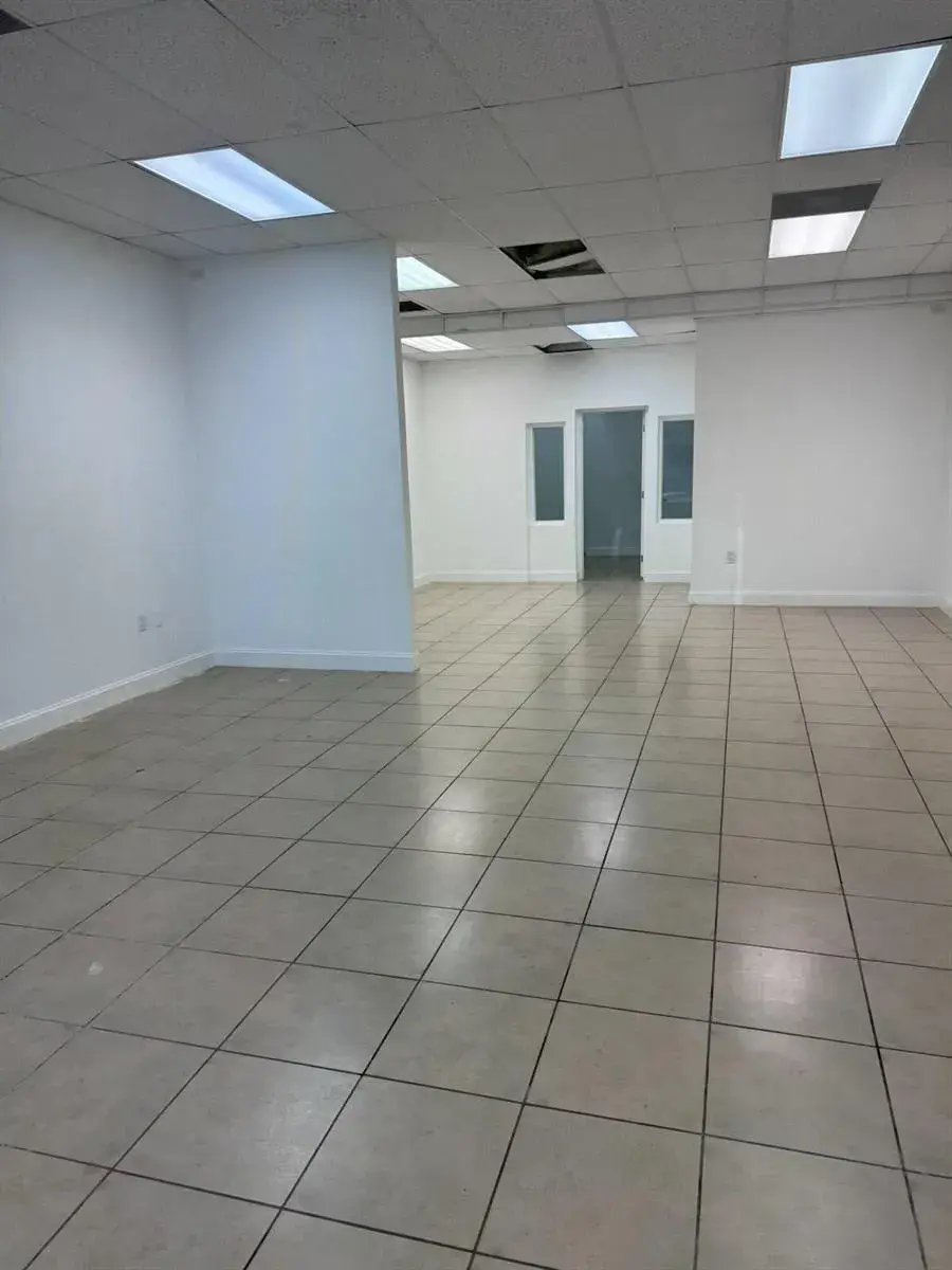 2408 N DIXIE Highway # 2408, Wilton Manors FL 33305