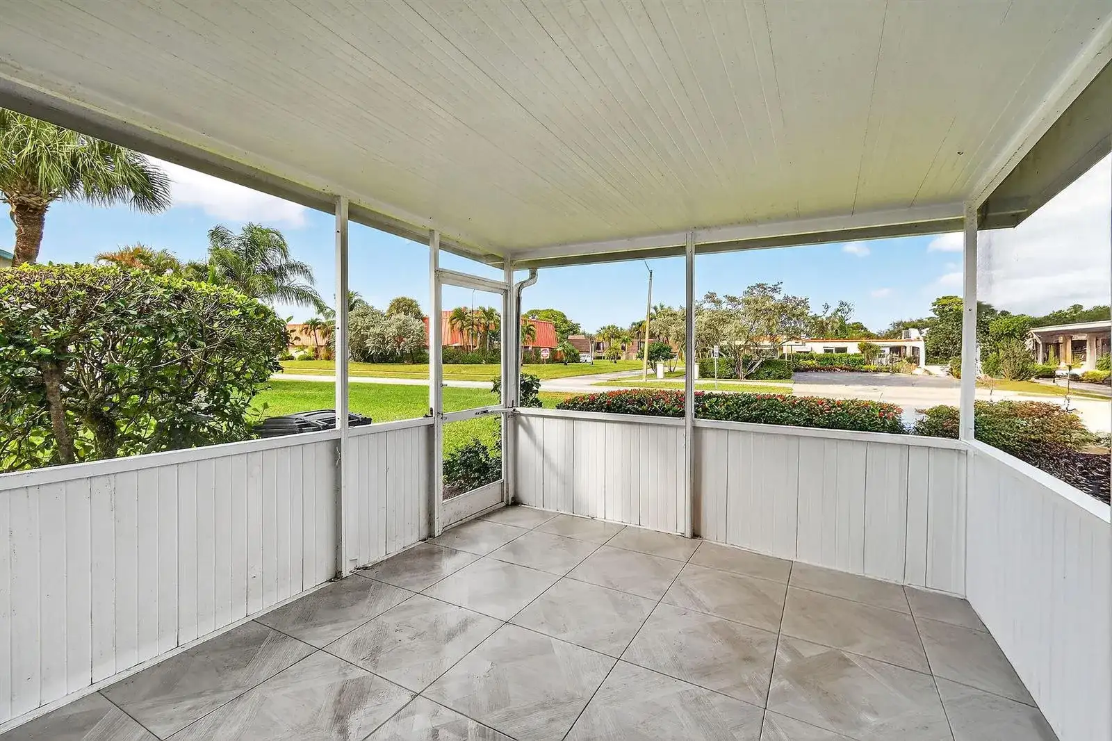 3060 MERIDIAN Way N # 8, Palm Beach Gardens FL 33410 photo 3